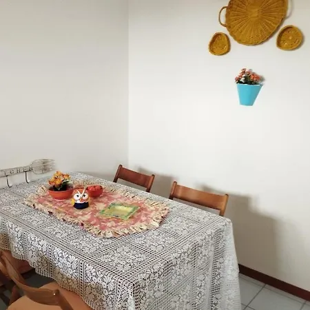 Cristin Oda ve Kahvaltı